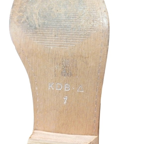 Kelsie Dagger Brooklyn Kenner Booties Ankle Boits size 7 - Picture 8 of 9